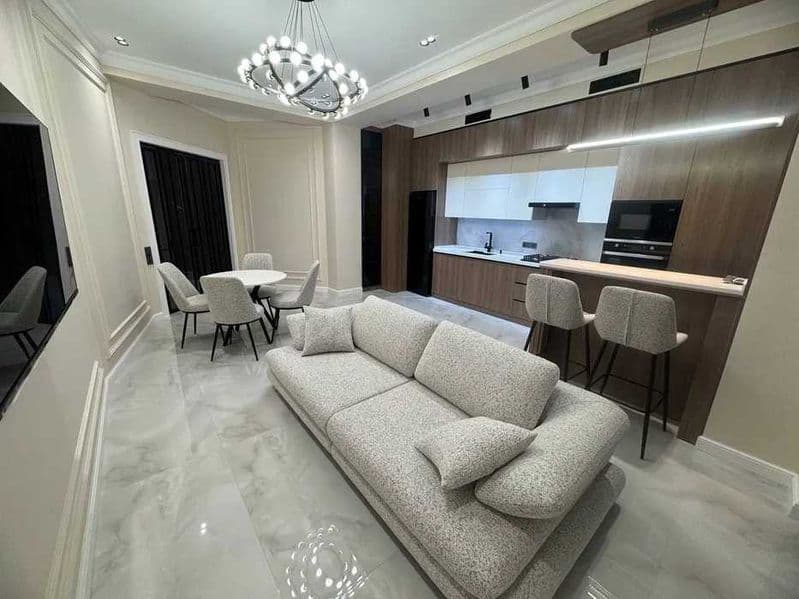 Район: Юнусабатский<br />
Адрес: ЖК Хон сарой<br />
Комнат: 