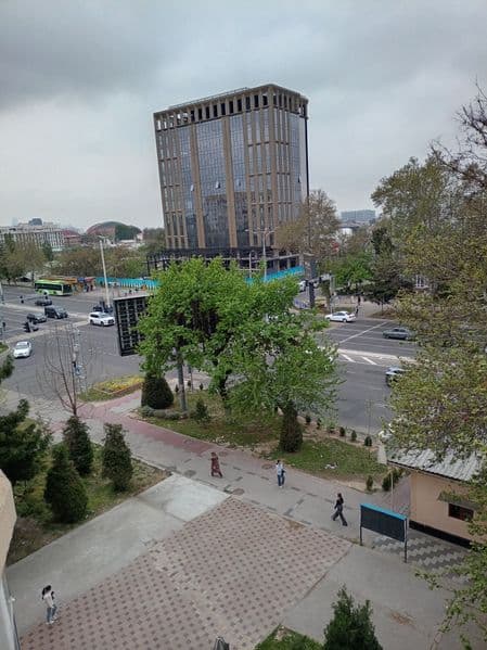 Bolalarga Shahriston metro oldida joylashgan, 2 xona TATU un — фото 2