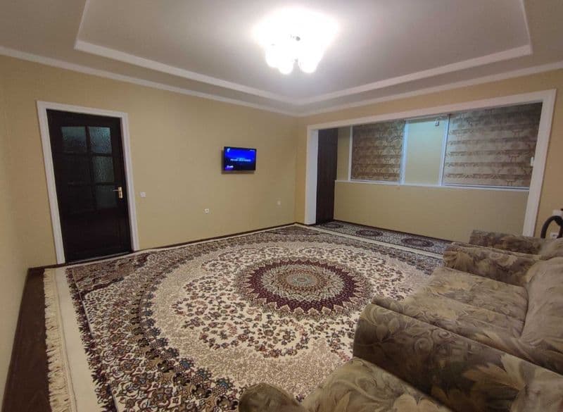 Аренда квартиры на Юнусабаде 6<br />
С аккуратным ремонтом<b