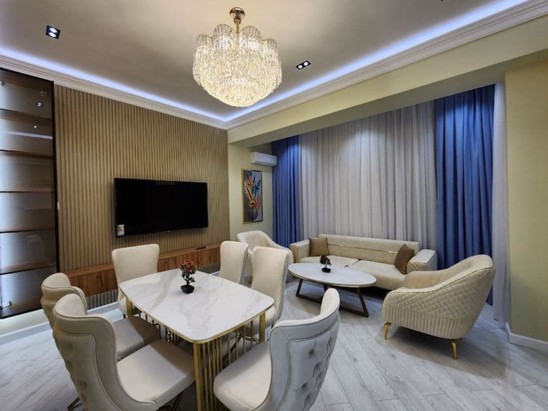 Паркентский <br />
2/8/9<br />
60кв<br />
<br />
+9988800988