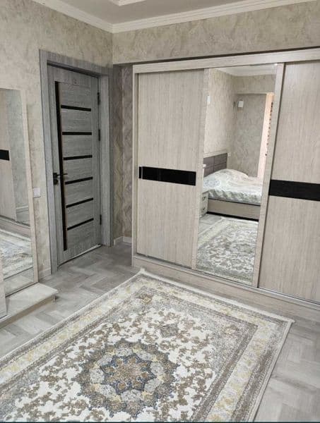 Сдается в аренду квартира трёхкомнатная в центре рядом с ТЦ 