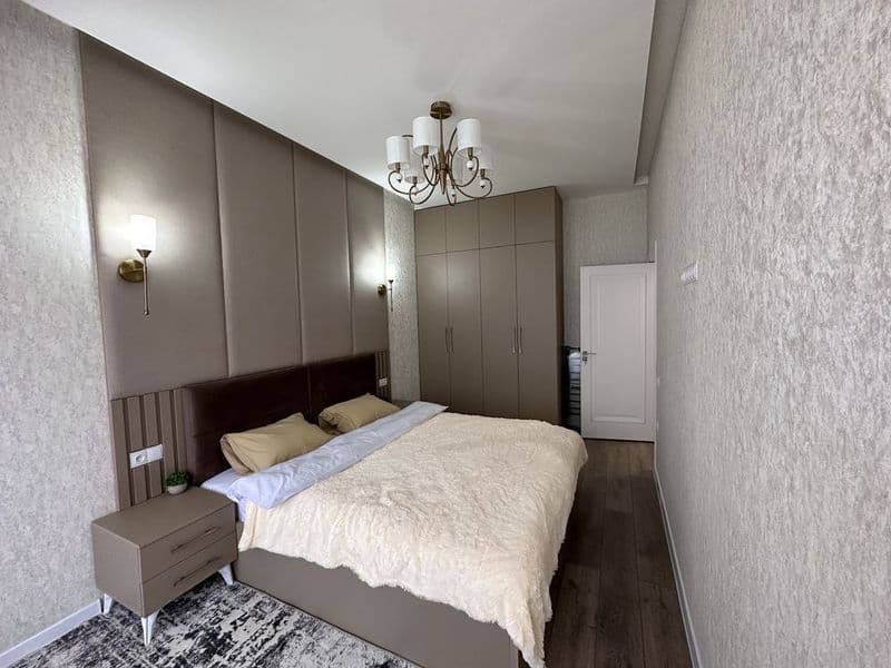 Махтумкули<br />
3/9/10<br />
80кв<br />
750$<br />
<br />
+