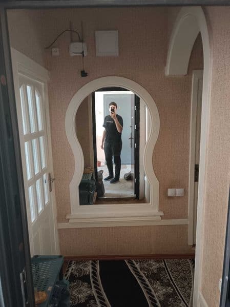 2 xonali uy, 3 xona qilingan. <br />
Manzil Qoraqamish 1/2<b