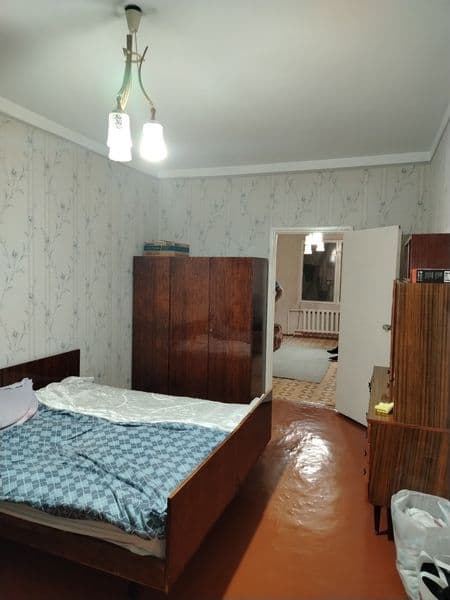 Yunsobod 6kvartlda 3 honali Uyimz ijaraga beriladi<br />
 Al