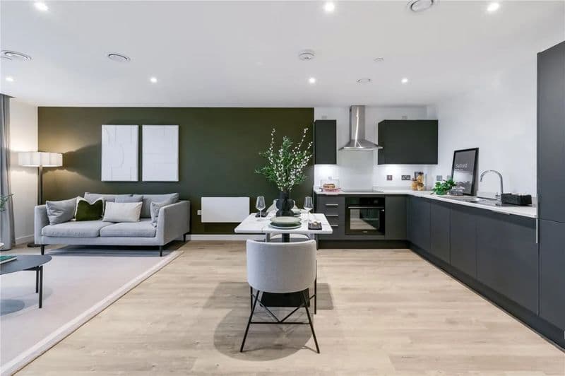 Сдаётся стильная 2-комнатная квартира в самом центре города.