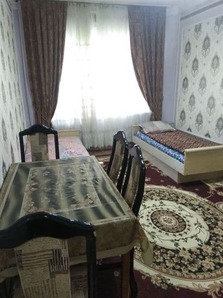 Чорсу <br />
Жар стадион<br />
2 хонали уй <br />
3 этаж<br 