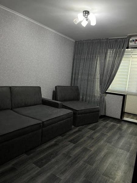 2- х комнатная.  М. Горький.  Художников.  Дом у дороги. 3 э