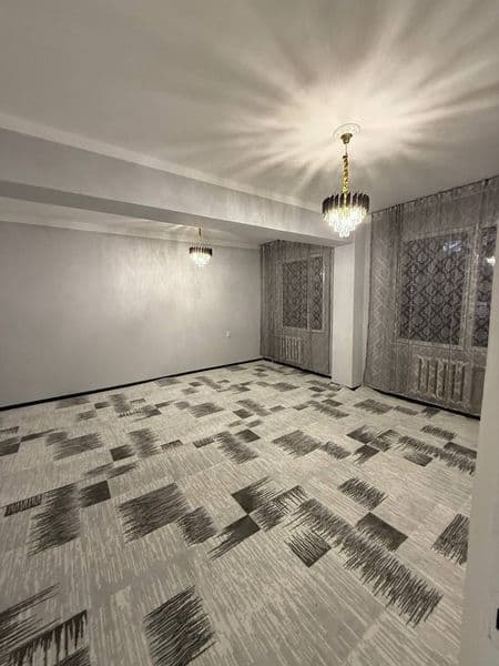 Arentr ecobozor<br />
Isft va madaniyat institutlariga yaqin