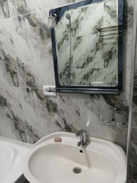 Миробо тумуни Файзиобод карзинка якинида метродан бир астано