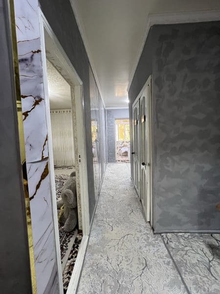 Shayhontohur tumani Gulobod mahallada 2 xonali uyga student 