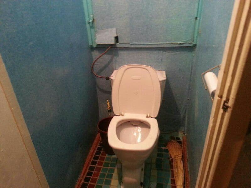 Квартира находиться вдоль дороги,развитая инфраструктура,ряд — фото 5