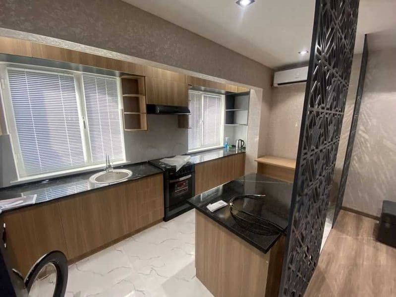 Уникальное предложение аренды в самом центре города <br />
< — фото 4