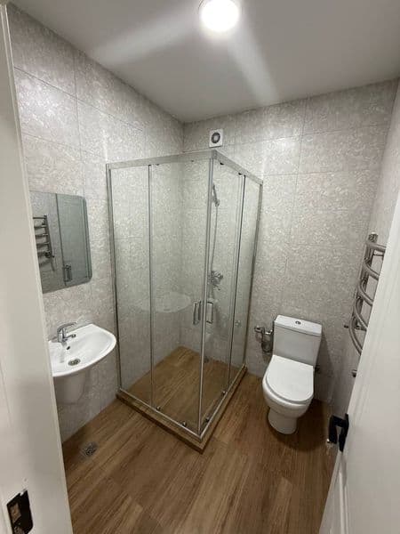 Аренда долгосрочная 2 комнатная со всеми удобствами <br />
Ц — фото 4