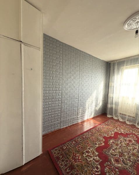 Сдаю 1 комнату в общежитии, ванна, туалет на две семьи, дом  — фото 2