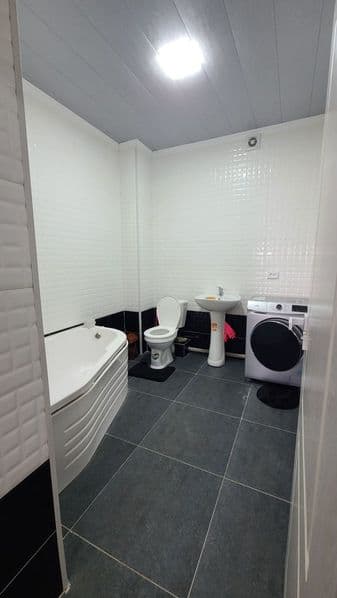 Drujbada 2 xonali uy ijaraga beriladi bezmakler.oilaga yoki  — фото 4