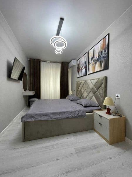 К вашему вниманию рады представить 3х комнатную квартиру на 