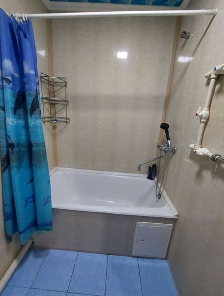 Хорошая локация возле метро и торговли центра. Я хозяин квар — фото 5