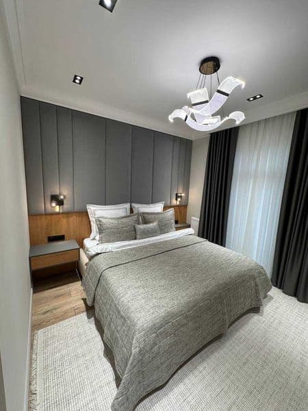 [2MУ: 037]<br />
<br />
2 комнаты • 65 м² • 8/9 этаж<br />
<