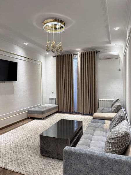 Арендага берилади 3 хонали Новза Голден хоус 1300 $