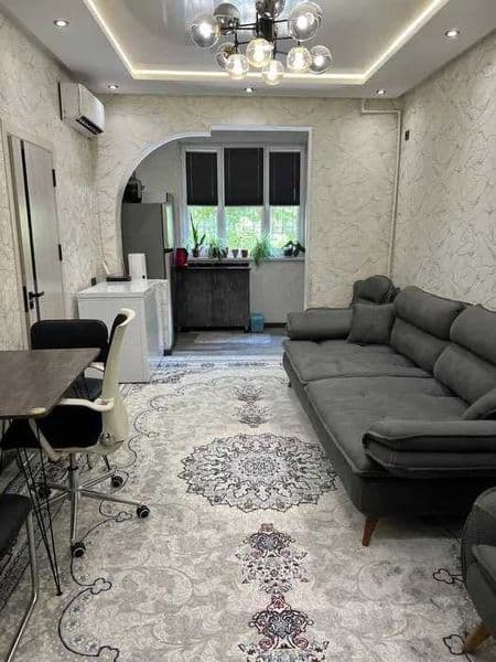 Район: Мирабадский<br />
Адрес: Ц7 / ЦУМ<br />
<br />
Комнат — фото 2