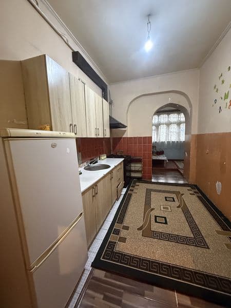 Сдам  квартру Боткина ташсельмаш средний ремонт пустая кварт — фото 2