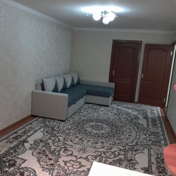 Сдам Кв-2ком-3-5.<br />
Балкон 2×6.<br />
С обстановкой. <br — фото 2