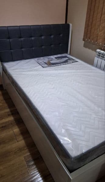 Меб техника тозза<br />
Уй<br />
Оила <br />
Маклер хаки бор