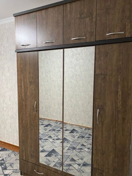 Chilonzor metroni oldida. Manzil Chilonzor 16-kvartal. Oriye