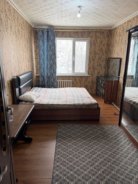 арендага квартира 3хона шароити ортанча мебель билан <br />
