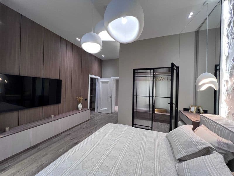 Сдается в аренду просторная квартира премиум-класса в центре — фото 4