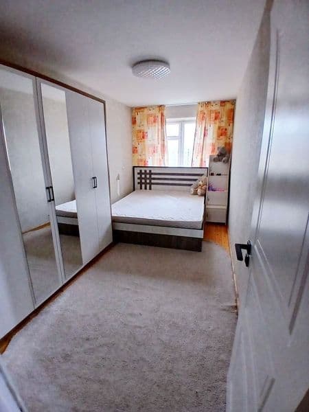 Сдаётся аккуратная 2-комнатная квартира возле метро Новза. К