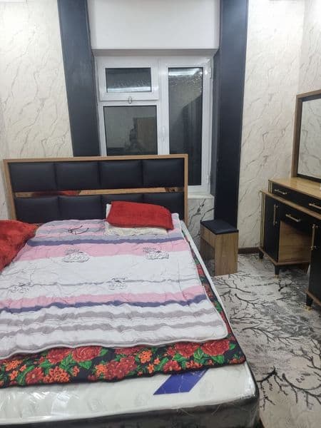 Квартира светлая, ухоженная, имеется вся необходимая мебель 