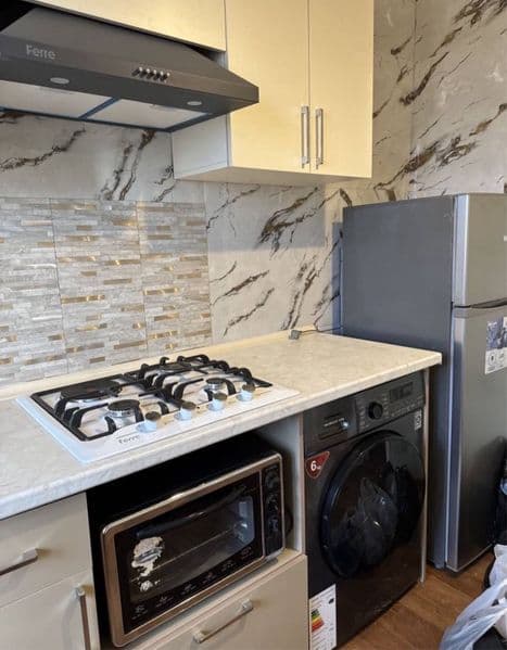 Новомосковская<br />
1/5/5<br />
400$<br />
Со всеми удобств — фото 2