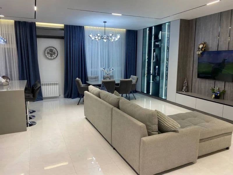 Элитный апартамент<br />
Район: Шайхантахур <br />
3/8/9<br 