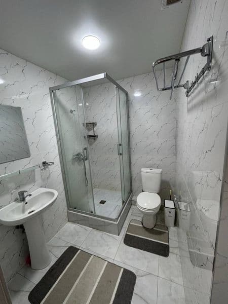 Квартира полностью обставлена мебелью и техникой звоните ест — фото 3