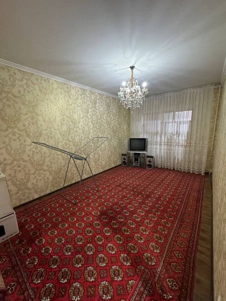 Район - Алмазарский<br />
Ориентир - ало тойхона<br />
Комна