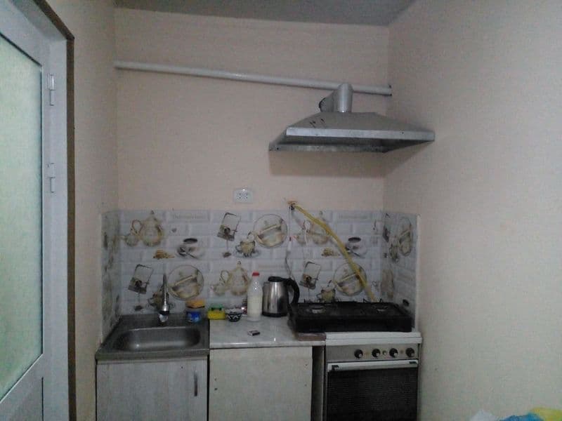 Food City bozori orqasida 1 xonalik hamma sharoitlari bor ho