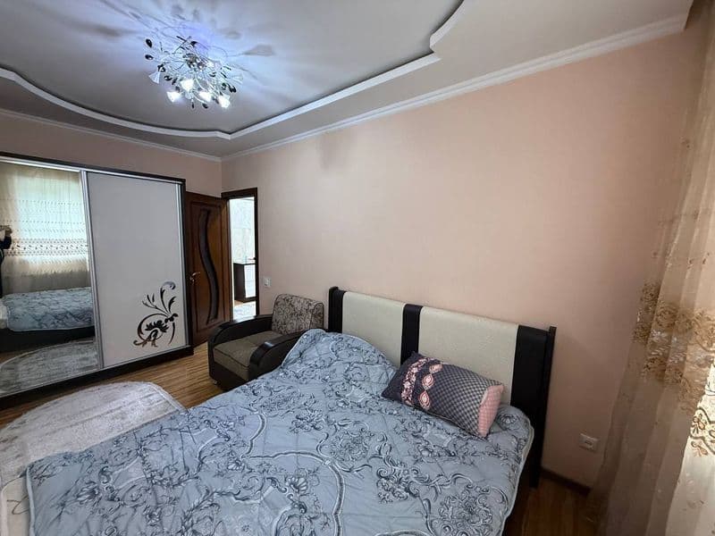 Сдаётся 3 комнатная квартира в центре города, Мирабадский р- — фото 4