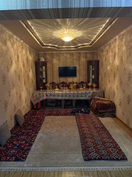 Кв хазайкали  бир хонаси берилади  кимга керак булса тел 998