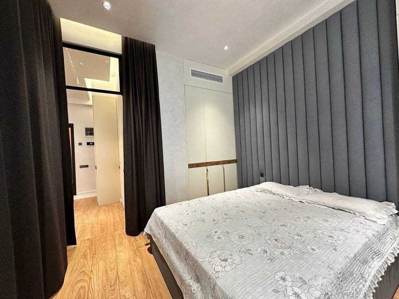 Жилой комплекс: Гарденс<br />
Количество комнат: 2<br />
Эта — фото 4