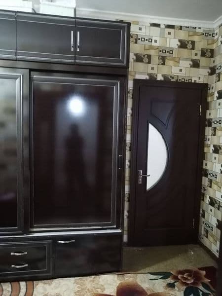 Сергели 4 мавзесида 3 хонали квартира оилага ижарага берилад — фото 4