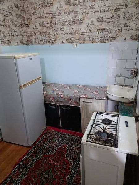 Yunusobod 8 mavzeda 2 xonalik kvartira bor. <br />
Uyda tv,  — фото 4