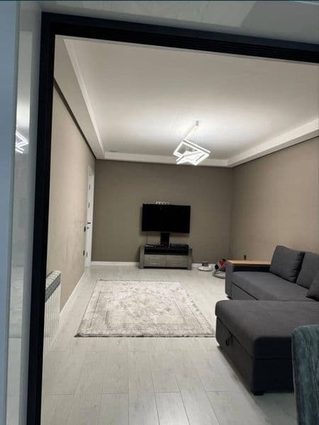 Сдаётся 2х комнатная квартира в центре на 1м этаже <br />
Юн — фото 5