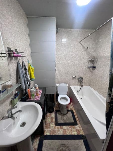 Сдам семейной паре можно с детьми. Ремонт средний.<br />
Без — фото 3