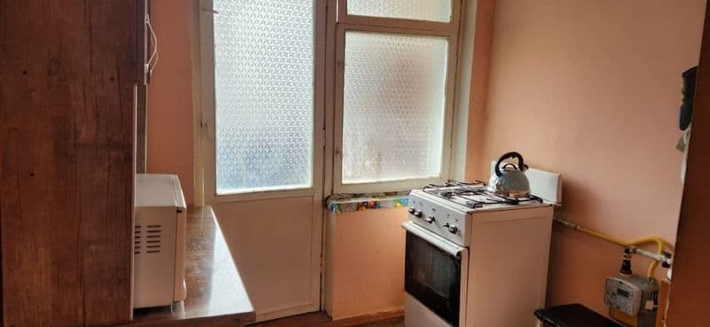 Балкон 2х6(без ремонта), кирпич,комнаты раздельные ,чистые,б — фото 5