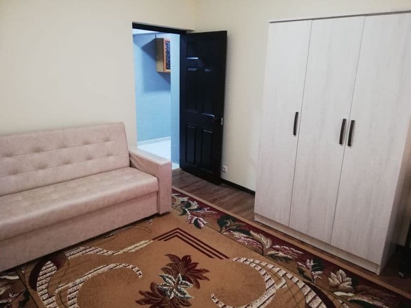 Срочно сдаётся квартира в аренду на Мирзо Улугбекском районе