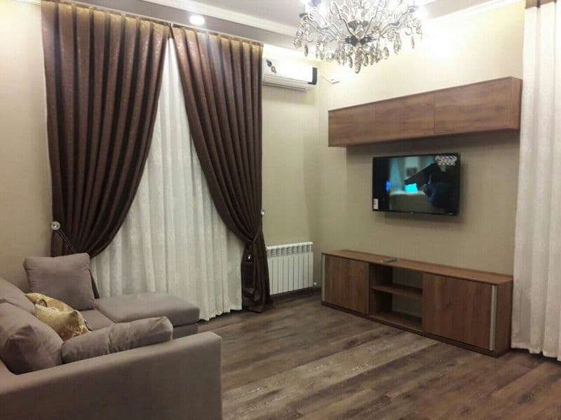 Паркенский рынок <br />
<br />
2/2/5<br />
<br />
После ремо