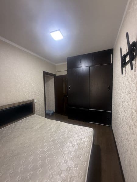 Сдаю  2х  комнатную в сергели-5А.  Метро рядом 2-3 станция   — фото 3