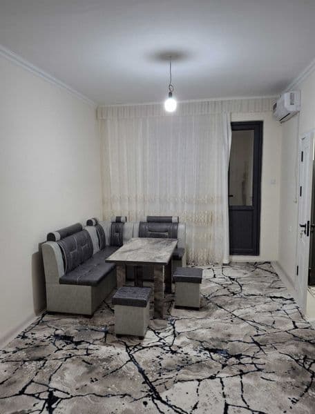 Сдаётся квартира 500$<br />
Яшнабадский р-н Авиасозлар-1.<br