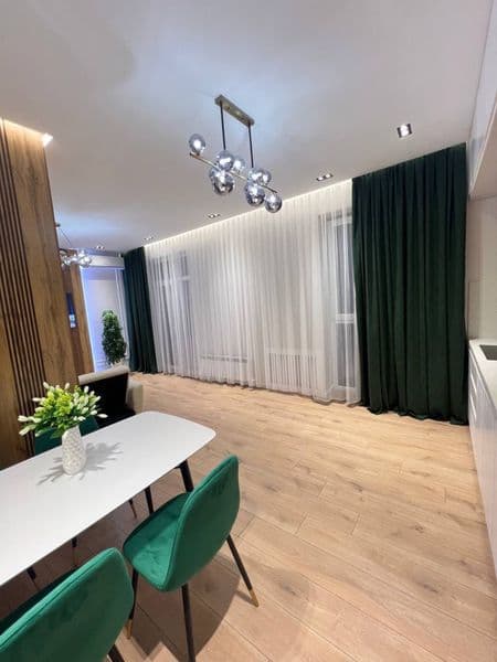 Элитный апартамент<br />
Район: Шайхантахур <br />
2/5/8<br 